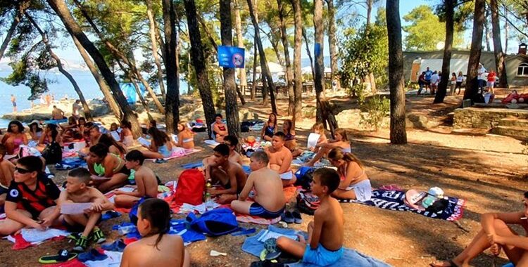 U Splitu boravi 800 djece s potresom pogođenog područja