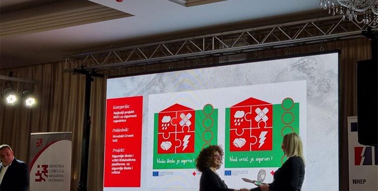 Hrvatski Crveni križ osvojio Hrvatsku Veliku Nagradu Sigurnosti u kategoriji Najboljeg projekta za sigurnost zajednice