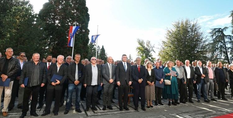 Predsjednik Milanović odlikovao 164 dobrovoljna davatelja krvi